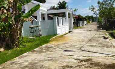dijual tanah jalan paris 2 mutiara gading