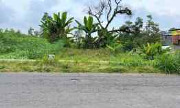 dijual tanah jalan utama kemuning karanganyar