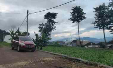 dijual tanah jl abdul gani atas