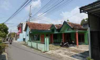 dijual tanah kayen