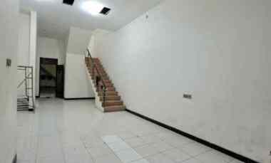 Langka Rumah Hook Hitung Tanah di Raya Kendangsari Surabaya