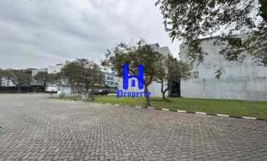 dijual tanah komplek cbd polonia spot