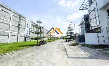 dijual tanah komplek graha metropolitan