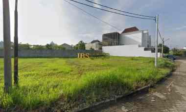 dijual tanah komplek graha metropolitan