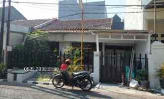 Rumah Lama Hitung Tanah di Mulyosari dekat Pakuwon City