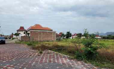 dijual tanah pekarangan di area candi prambanan klaten