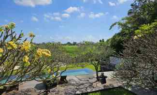 Luxury Villa Full View Dalung dekat Canggu - Bali dengan Lingkungan Ya