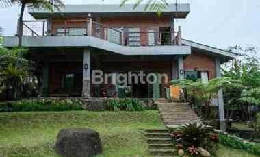 dijual villa cisarua leuwimalang bogor