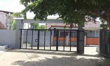 dijual villa curug bojongsari depok