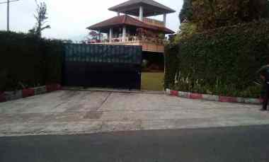 Villa Dijual di Desa Ciater, Kecamatan Ciater, Kabupaten Subang. Jawa Barat.