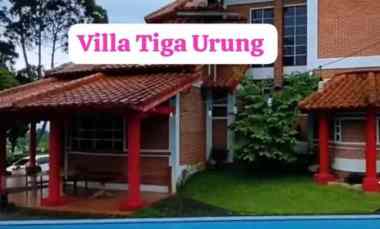 dijual villa desa cipari