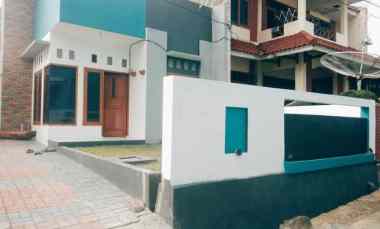 dijual villa di cikole lembang