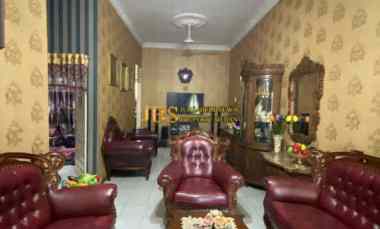 dijual villa di komplek cemara hijau kondisi siap huni