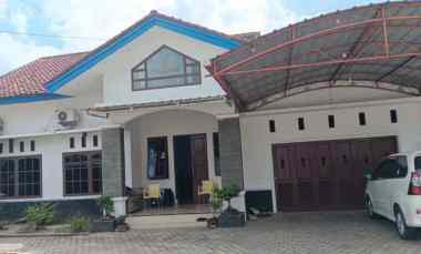 dijual villa hajimena