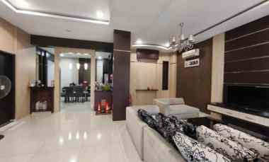 dijual villa hook siap huni komplek cemara asri