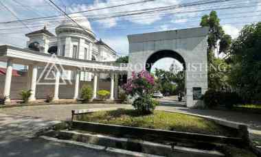 dijual villa jalan murai komplek grand