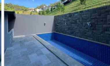 dijual villa jalan taman dayu