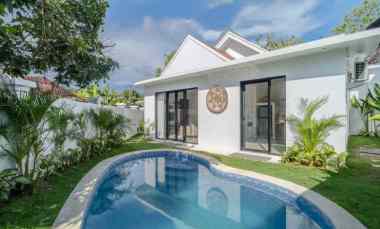 dijual villa jalan taman kebo iwa