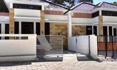 dijual villa jl lpmp