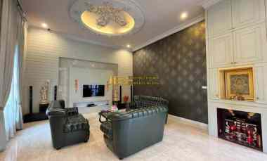 dijual villa komplek cemara asri