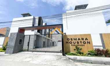 dijual villa komplek cemara houston