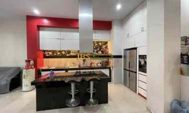 dijual villa komplek citra garden