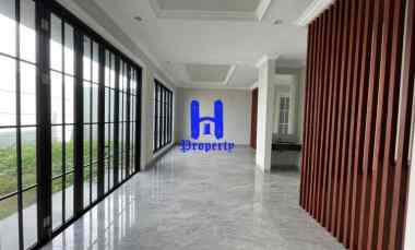 dijual villa komplek citraland gama