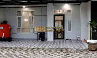 Dijual Villa Lux di Komplek Eiffel of Berastagi Jalan Kebun Bunga