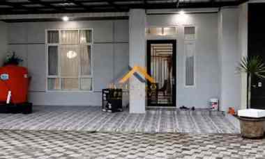 Dijual Villa Lux Fully Furnish Komplek Eiffel of Brastagi - Karo