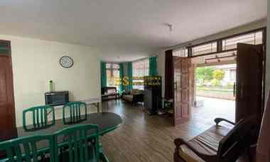 dijual villa komplek greenhill