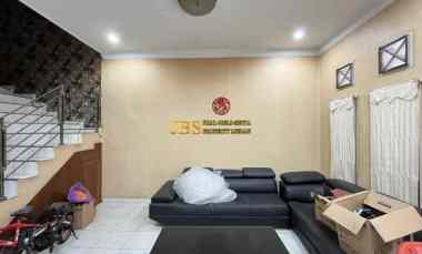 dijual villa komplek jemadi mas jalan