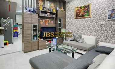 dijual villa komplek tenun indah jalan