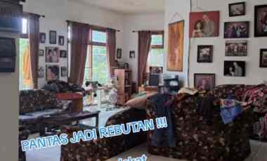 dijual villa kota lembang
