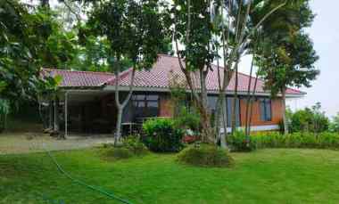 dijual villa ledug prigen kec prigen