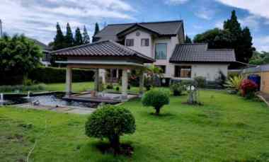 dijual villa lembang