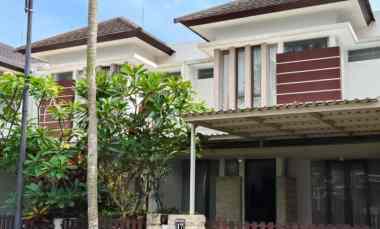 dijual villa oro oro ombo