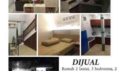 dijual villa pesanggrahan batu malang