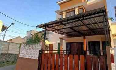 dijual villa pesanggrahan kota batu