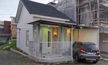 Dijual Villa Plus Perabot Lokasi dekat Bns Kota Batu