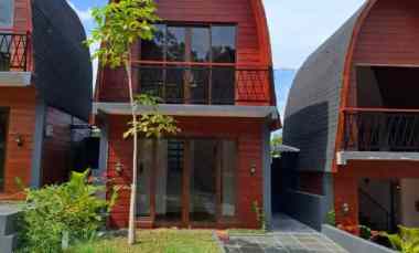 dijual villa prigen