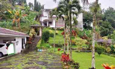 dijual villa tretes semeru kec prigen