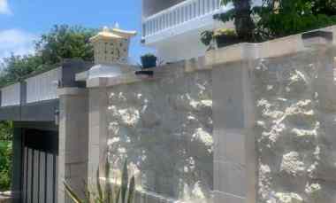 dijual villa unggasan badung