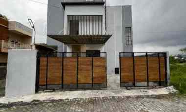 dijual villa villa aktif kota batu