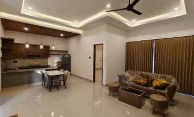 dijual villa yang dekat dengan pantai lovina