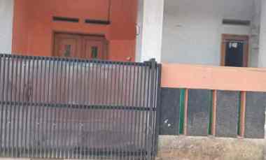 dikontrakan rumah di komplek margahayu kencana