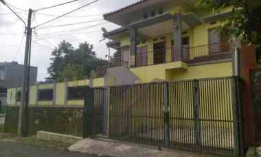 dikontrakan rumah hook luas di ujungberung bandung