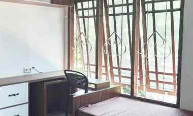 disewakan kost jl zamrud 2 blok b2 no 17