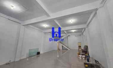 Disewakan Ruko Gandeng Hook Komplek CBD Polonia - Medan