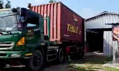Disewakan Gudang/Workshop Ex-Interior Pinggir Jalan Akses Kontainer