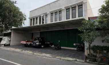 Ruko Siap Pakai Pinggir Jalan dekat Summarecon Bekasi dan Stasiun KRL